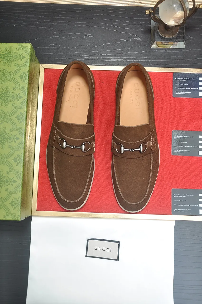 Men's shoes 💰440💶【GUCCI】 (High-end Niuli) New 🍀Gucci* - top version Gucci classic casual leather shoes! It is made of imported original cowhide and has a comfortable first layer of cowhide lining! Original wear-resistant rubber outsole! High quality products! Code number 38-44!